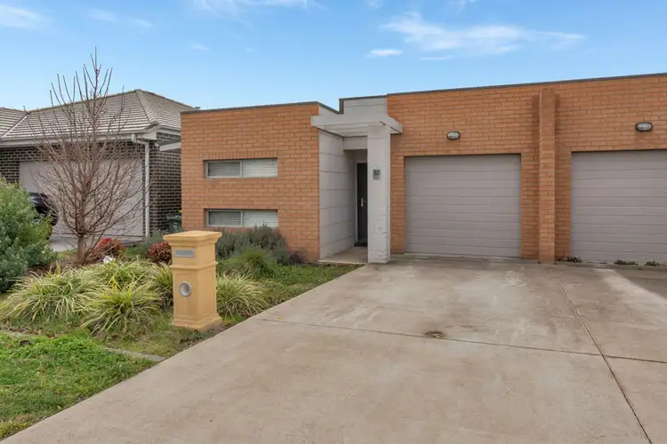 92 Greg Urwin Circuit, Casey ACT 2913