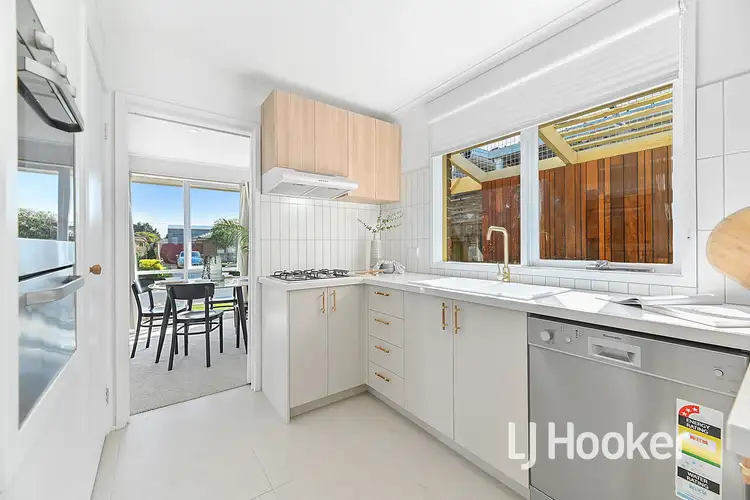 Fourth view of Homely house listing, 8 Maltravers Crescent, Cranbourne North VIC 3977