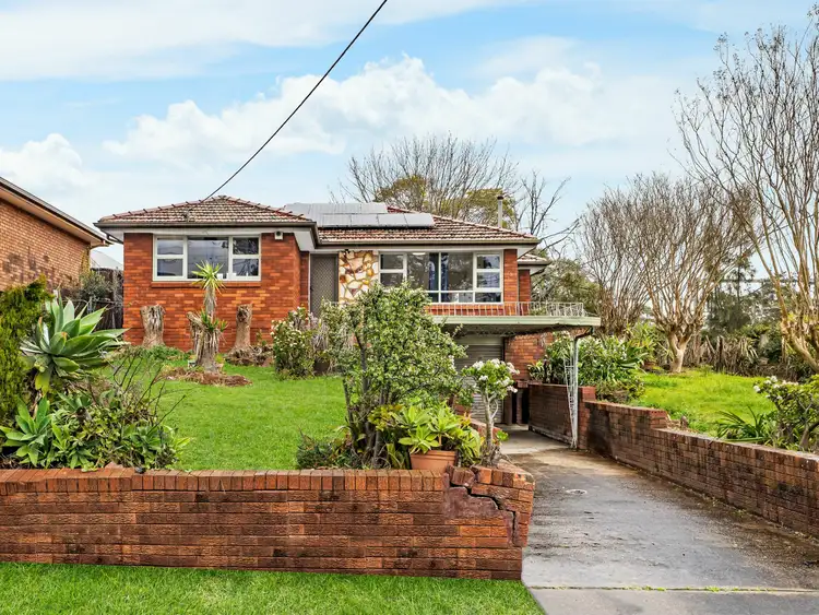 1 Foreman Street, Glenfield NSW 2167
