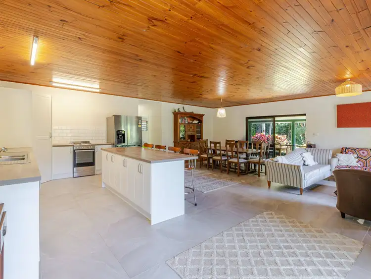 33 Wetherby Road Mount Molloy, Julatten QLD 4871