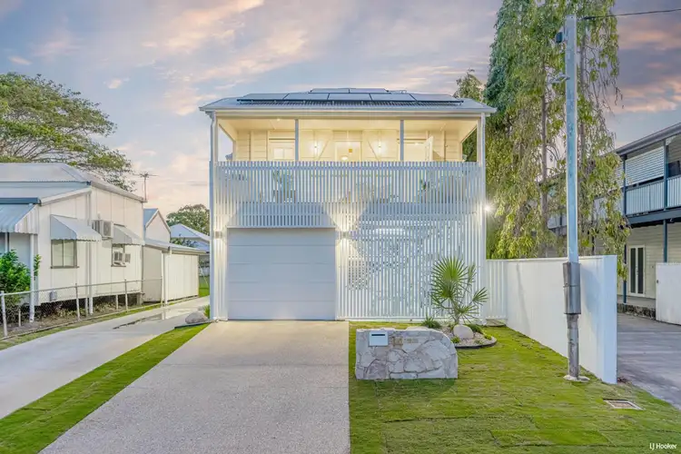 14 Clarendon Street, Hyde Park QLD 4812