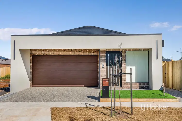 4 Arkwright Street, Deanside VIC 3336