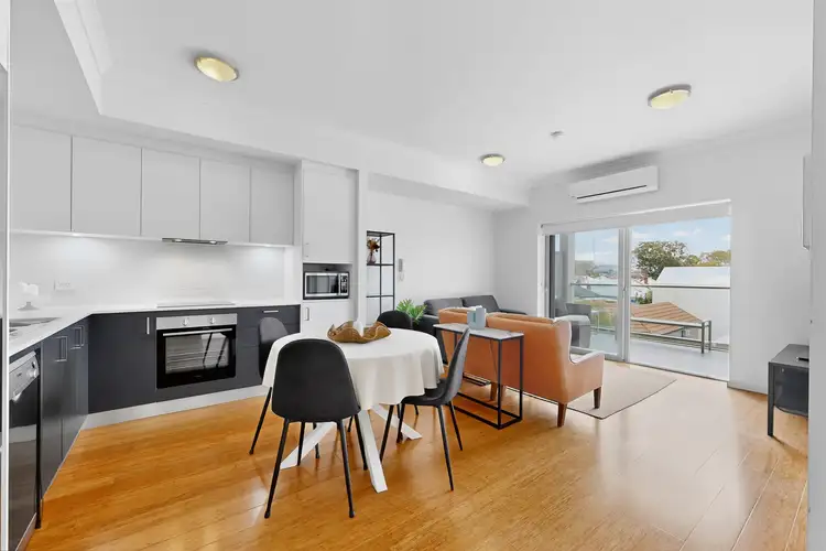 Fifth view of Homely unit listing, 10/67 Brewer Street, Perth WA 6000