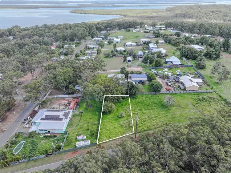 90 Centre Road, Russell Island QLD 4184