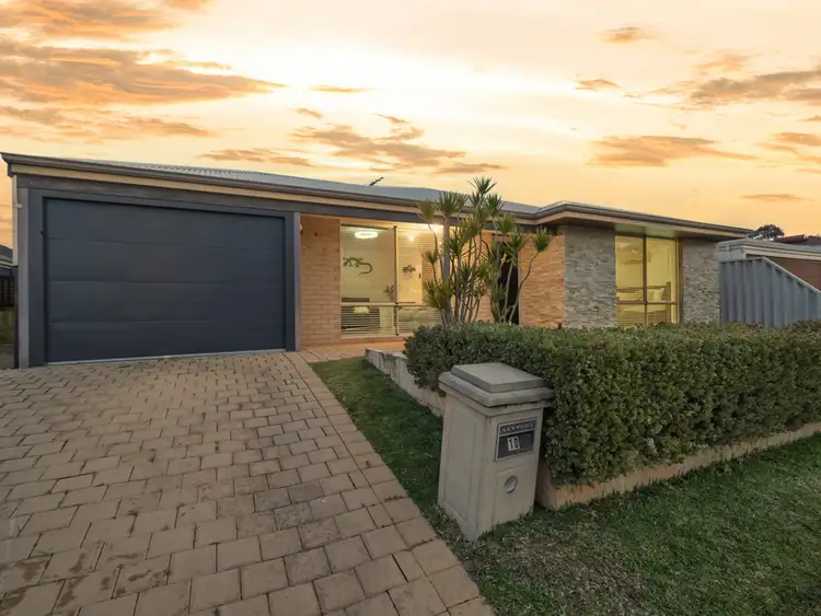 10 Alpina Promenade, Banksia Grove WA 6031