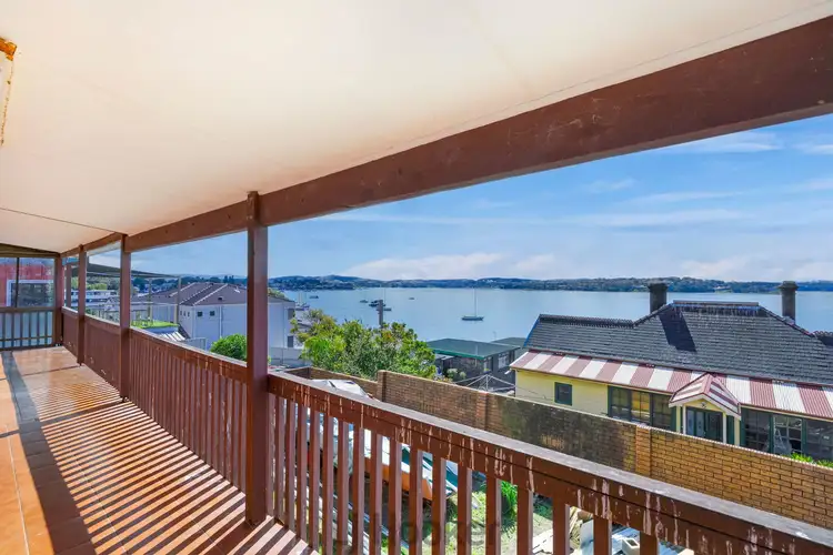 111 Brighton Avenue, Toronto NSW 2283