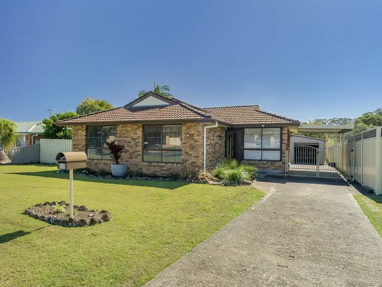 16 Hickory Crescent, Taree NSW 2430