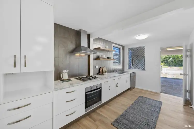 16 The Esplanade, Toolakea QLD 4818