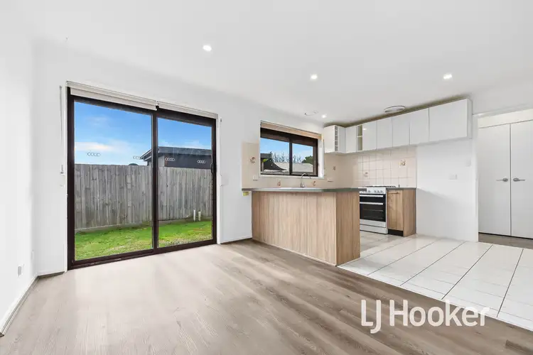 Fourth view of Homely unit listing, 1/23 Ivan Crescent, Hampton Park VIC 3976