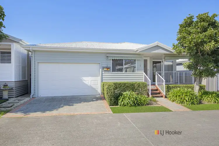 138/2 Saliena Avenue