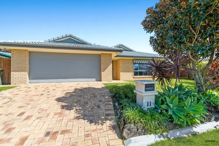 11 Winders Place, Banora Point NSW 2486
