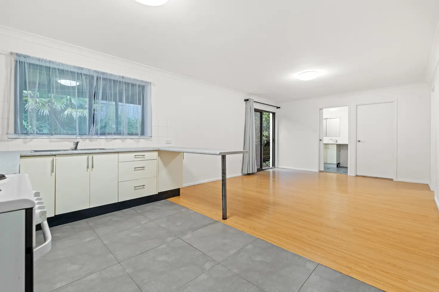 Main view of Homely unit listing, 39a Noorong, Forresters Beach NSW 2260