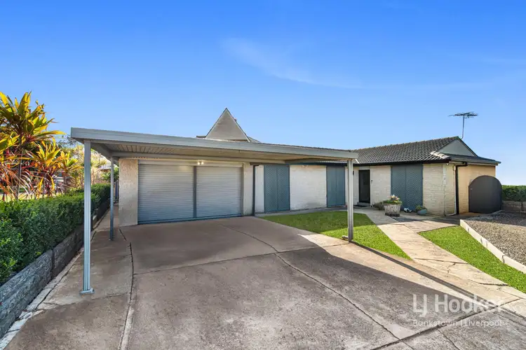 31 Thompson Avenue, Moorebank NSW 2170