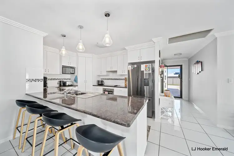 Sixth view of Homely house listing, 2 Randwick Road, Emerald QLD 4720