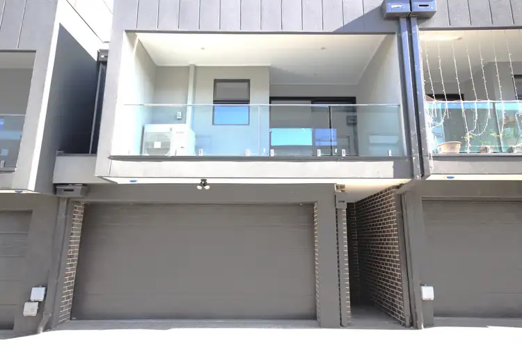 3/69 Dawnview Crescent, Roxburgh Park VIC 3064