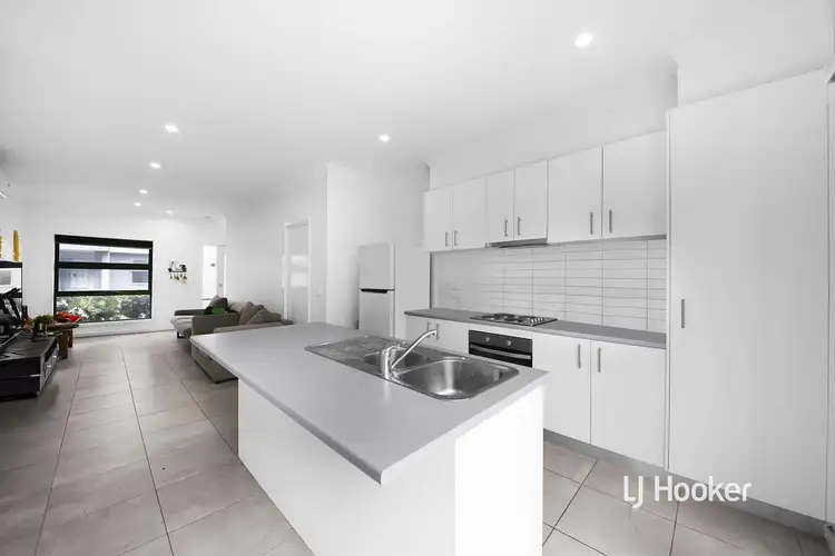 Sixth view of Homely townhouse listing, 31 Tata Way, Doreen VIC 3754