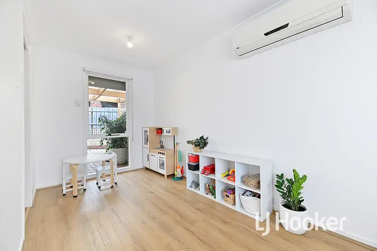 Fourth view of Homely house listing, 2/4 King David Court, Hampton Park VIC 3976