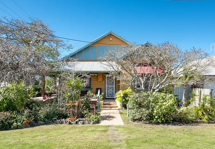 2 Hall Street, Belmont NSW 2280