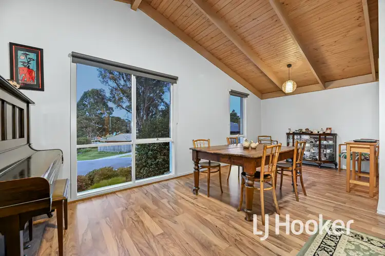 Sixth view of Homely house listing, 3 Owen Court, Pakenham VIC 3810