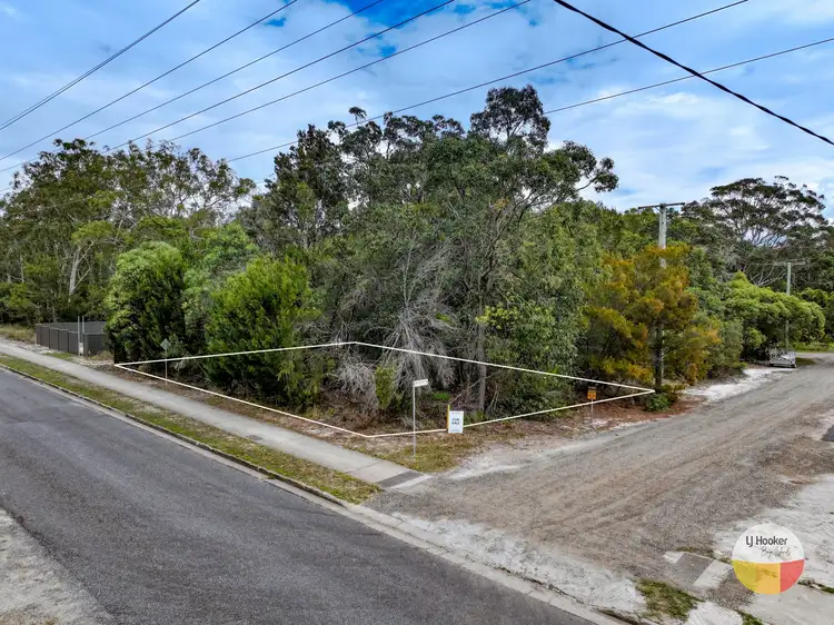 2 Rose Bay Dve, Russell Island QLD 4184