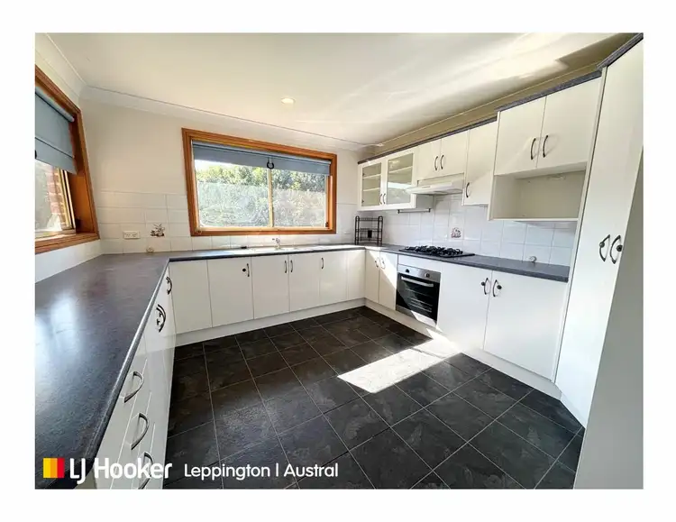 1 Spinel Street, Eagle Vale NSW 2558