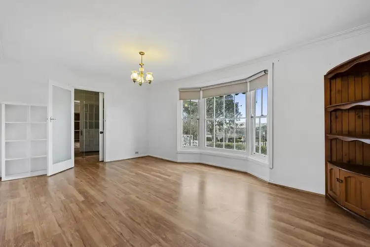 108 Hodgson Crescent, Pearce ACT 2607