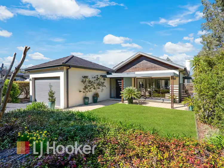 26 Sunningdale Circuit