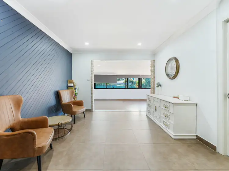 19 Chardonnay Avenue