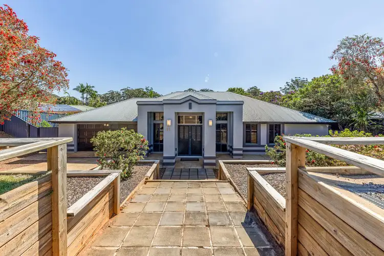 11 Jacaranda Close, Glass House Mountains QLD 4518