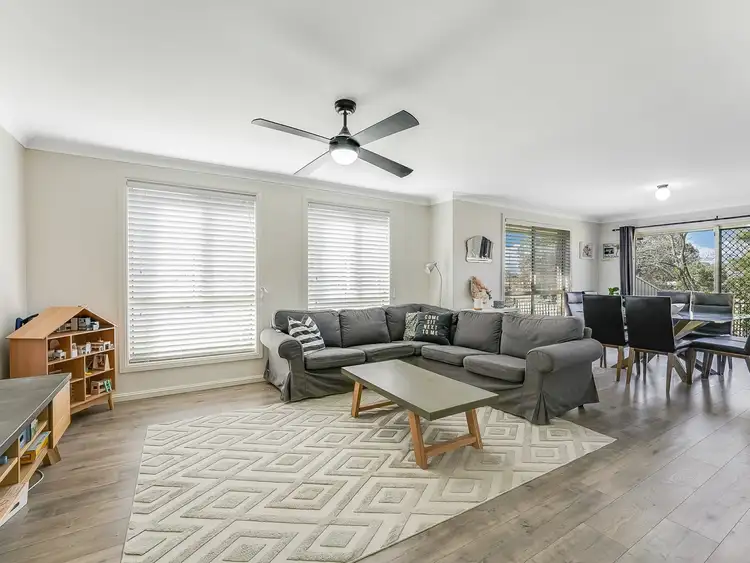 Third view of Homely villa listing, 1/50 Julius Road, Rosemeadow NSW 2560