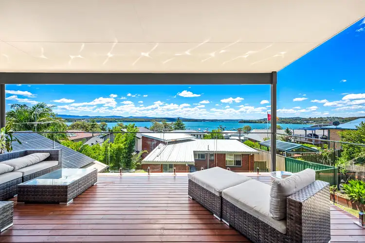 4 Peter Street, Valentine NSW 2280