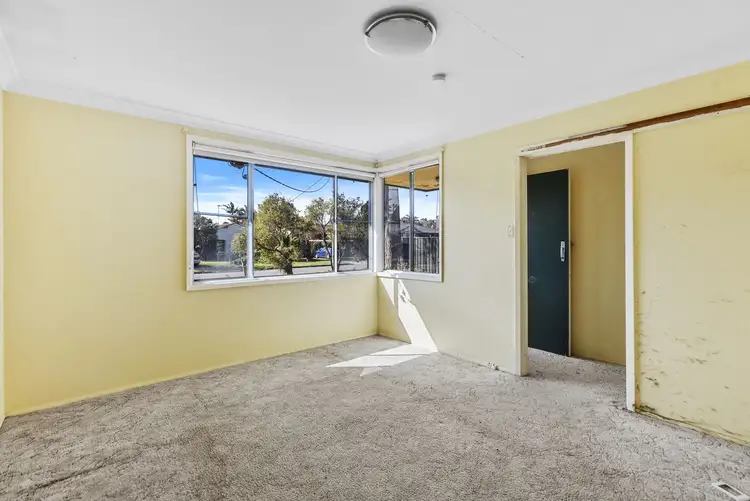 Fourth view of Homely house listing, 8 Cranbrook Crescent, Killarney Vale NSW 2261