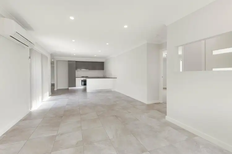 Fifth view of Homely house listing, 1/61 Clayton Crescent, Rutherford NSW 2320