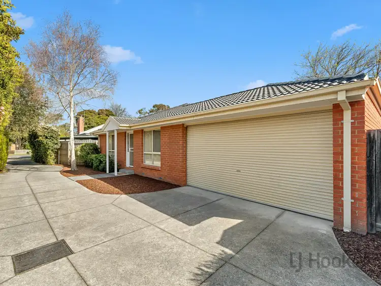 Main view of Homely unit listing, 1/37 Elmhurst Road, Bayswater North VIC 3153