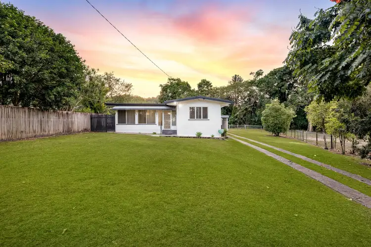 4 Balzer Close, Whitfield QLD 4870
