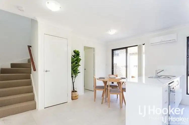 2/8-12 Wattlebrush Court, Park Ridge QLD 4125