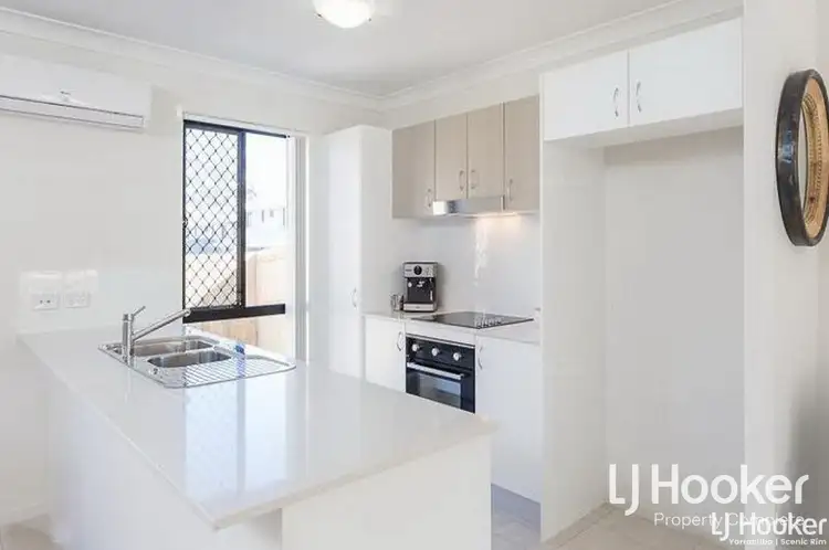 2/8-12 Wattlebrush Court, Park Ridge QLD 4125