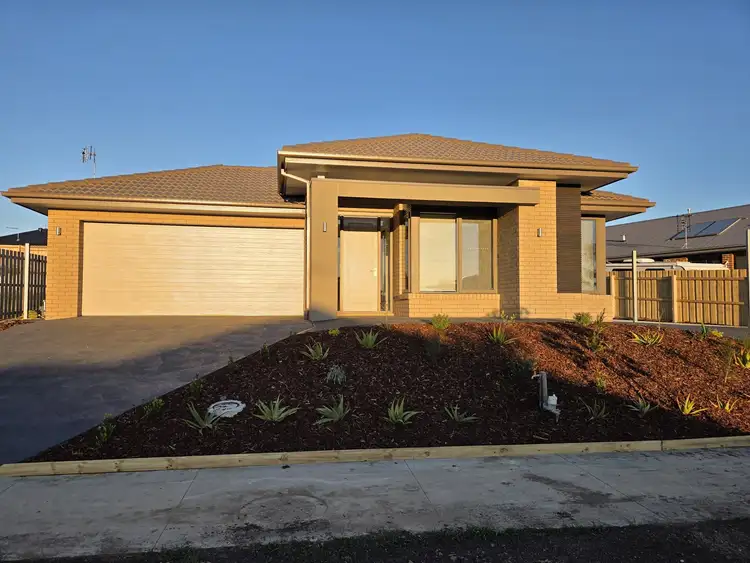 10 Eucalyptus Way, Lucknow VIC 3875