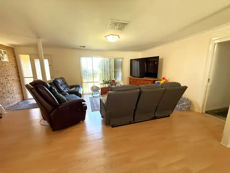 Seventh view of Homely house listing, 48 Pineview Circuit, Young NSW 2594