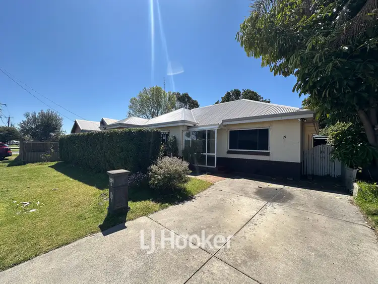 15 Douglas Street, South Bunbury WA 6230