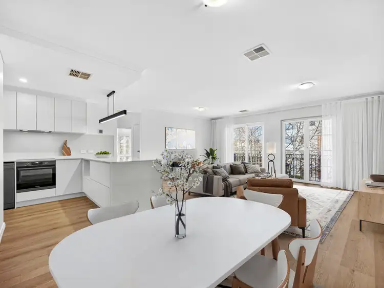 15/2 Henry Lawson Walk, East Perth WA 6004