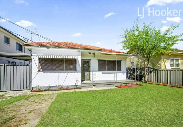 54 Wyong Street, Canley Heights NSW 2166