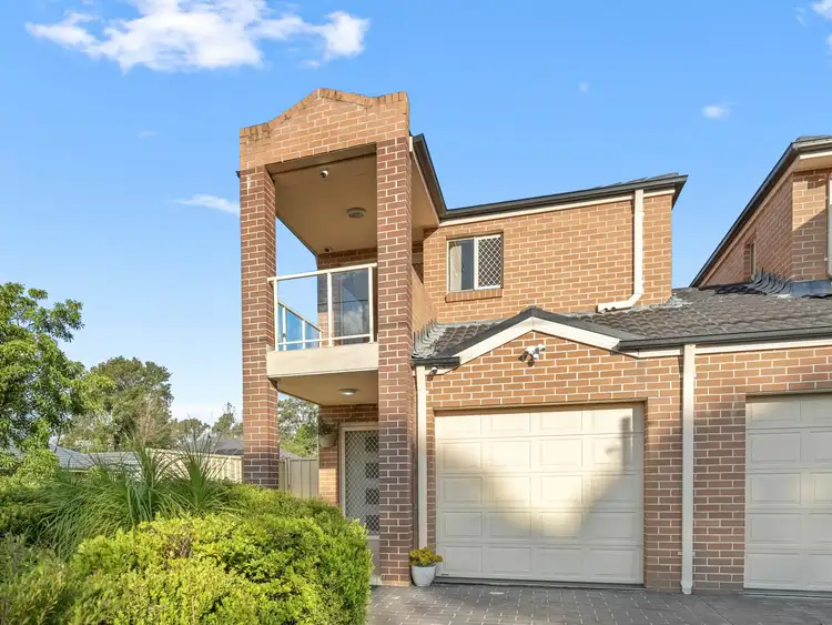 1/114 Ingleburn Road