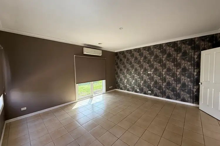 Second view of Homely house listing, 38 Lindsay Crescent, Lynbrook VIC 3975