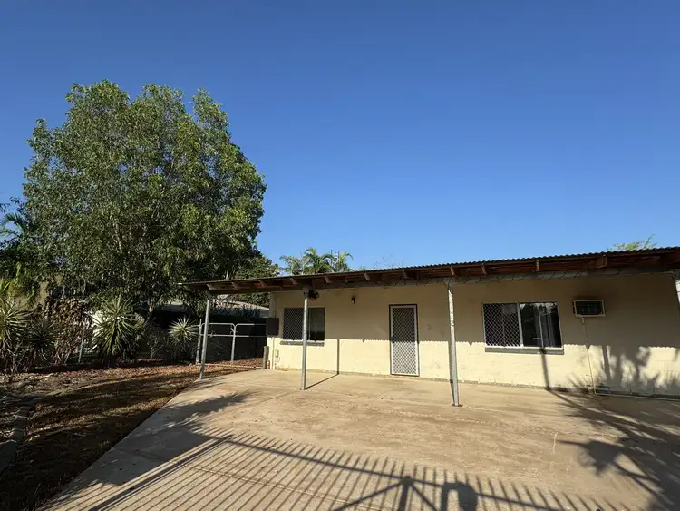 24 Kafcaloudes Crescent, Moulden NT 830