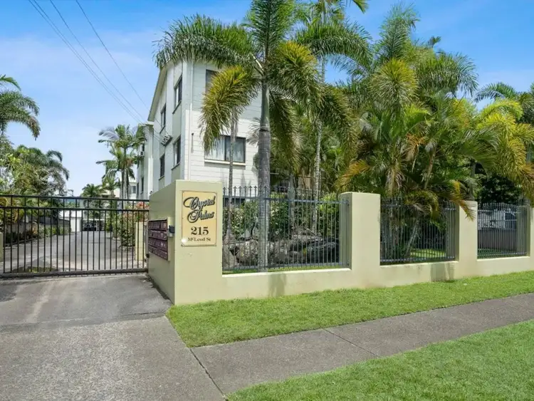 15/215 McLeod Street, Cairns North QLD 4870
