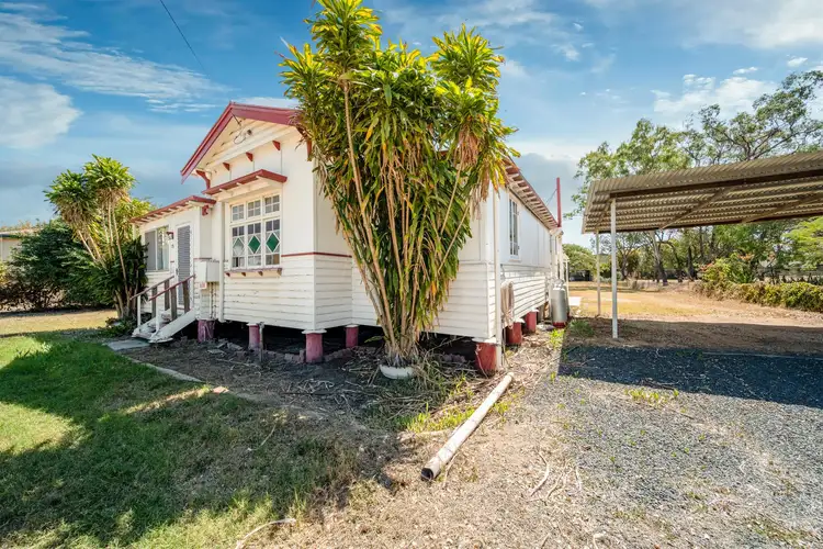 73 Harris Street, Emerald QLD 4720