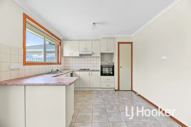 Sixth view of Homely house listing, 7 Capri Court, Pakenham VIC 3810