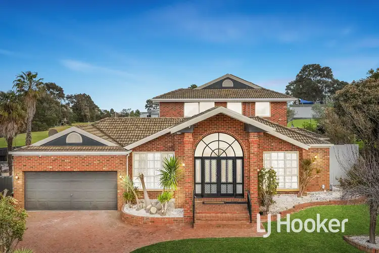 4 Reynolds Court, Endeavour Hills VIC 3802