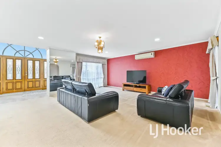 Second view of Homely house listing, 4 Reynolds Court, Endeavour Hills VIC 3802